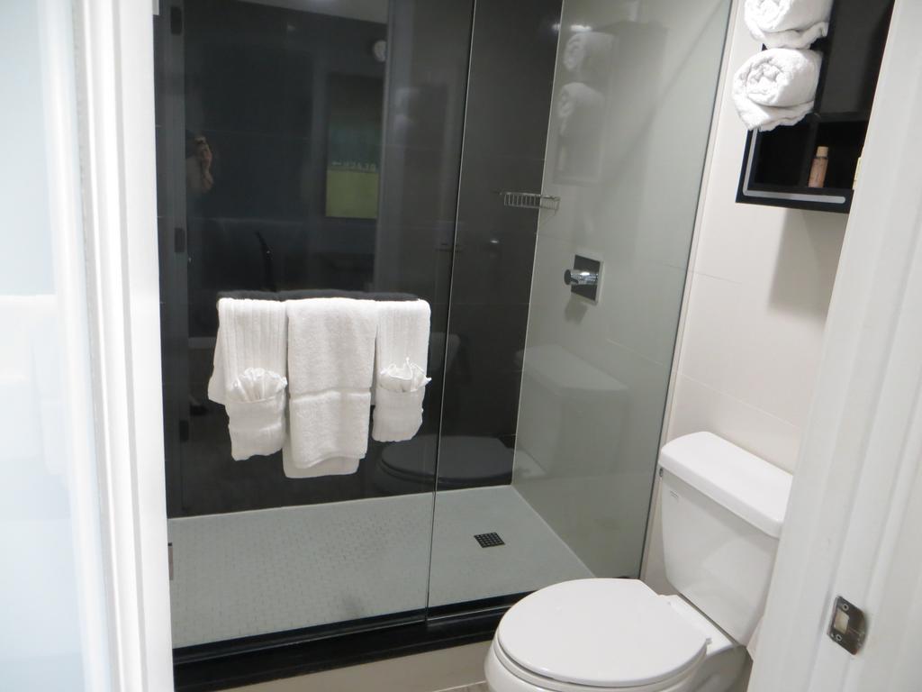 Lotus Boutique Inn And Suites ออร์มอนด์บีช ภายนอก รูปภาพ