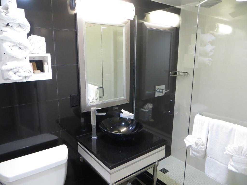 Lotus Boutique Inn And Suites ออร์มอนด์บีช ภายนอก รูปภาพ