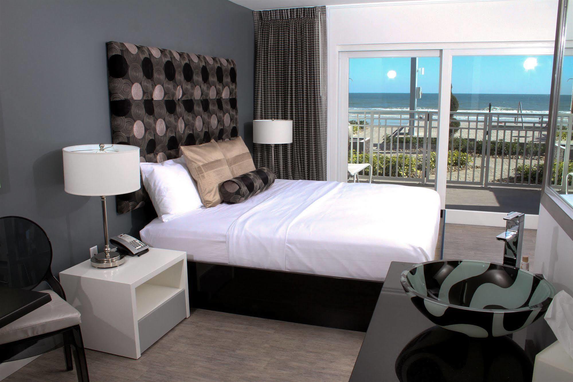Lotus Boutique Inn And Suites ออร์มอนด์บีช ภายนอก รูปภาพ